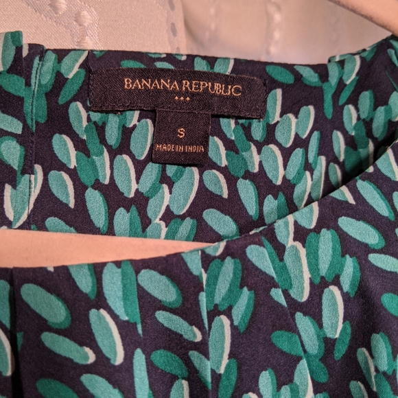 Leafy flutter blouse - Picture 6 of 8